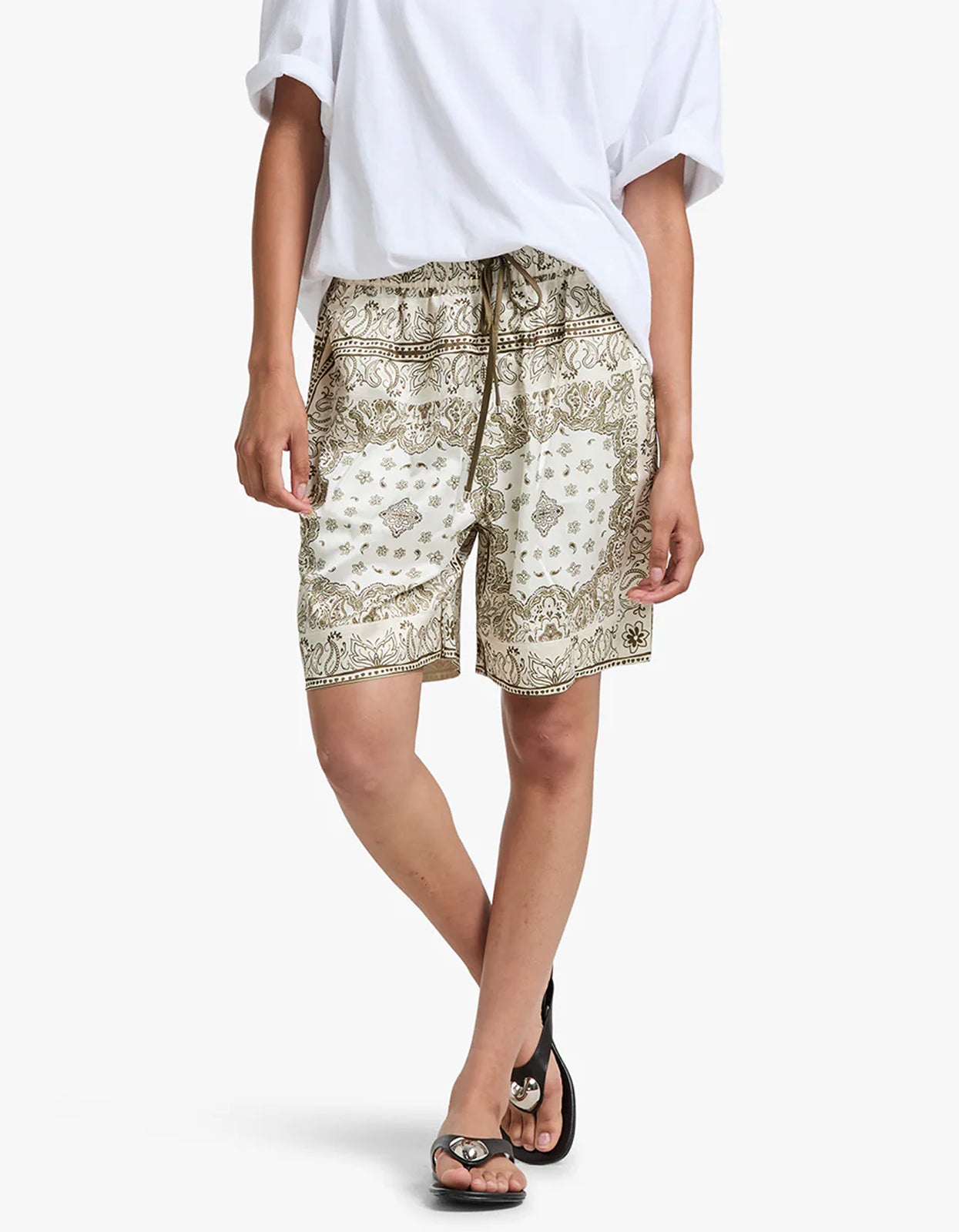 Laurel Relaxed Short - Beige Bandana