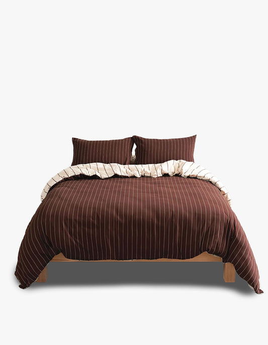 Vanilla And Mahogany Quilt Cover