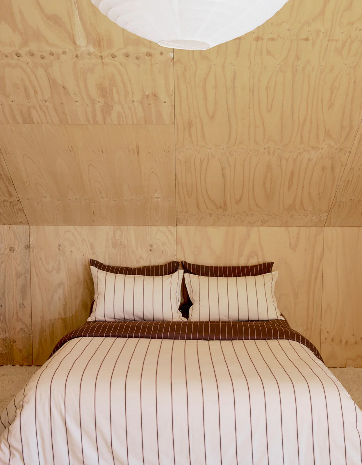 Vanilla And Mahogany Quilt Cover