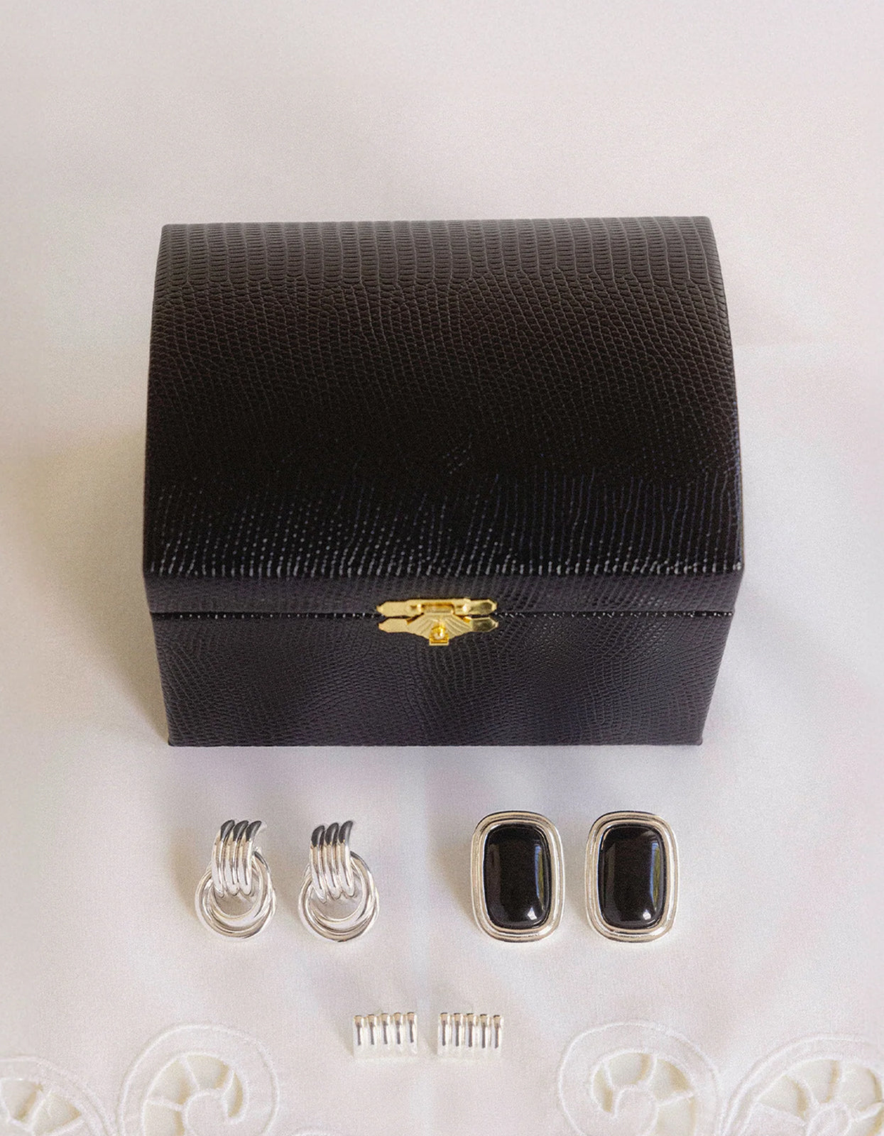 Vintage Jewellery Travel Case - Black