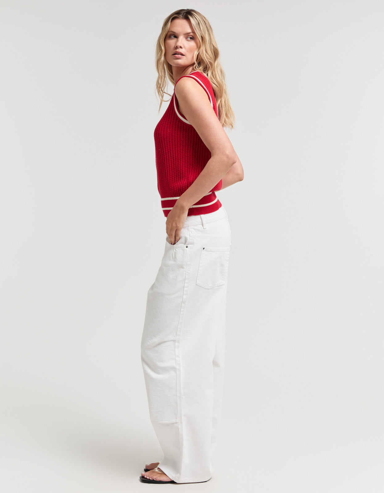 Harvey Knit Vest - Red