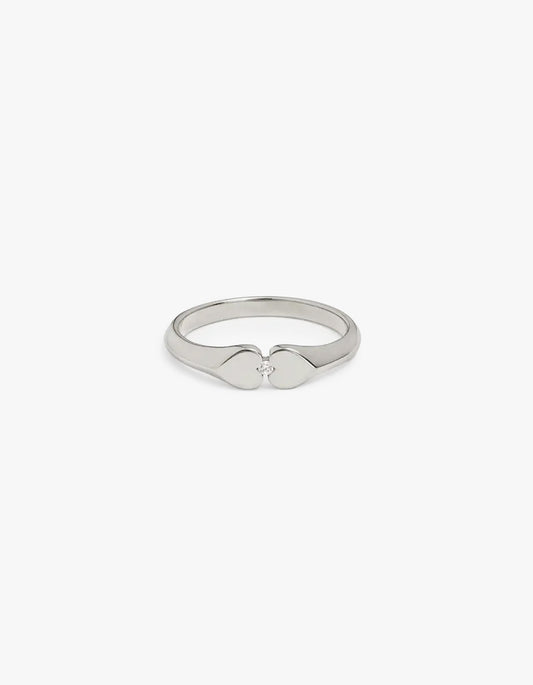 Heart Connection Signet Ring - Silver