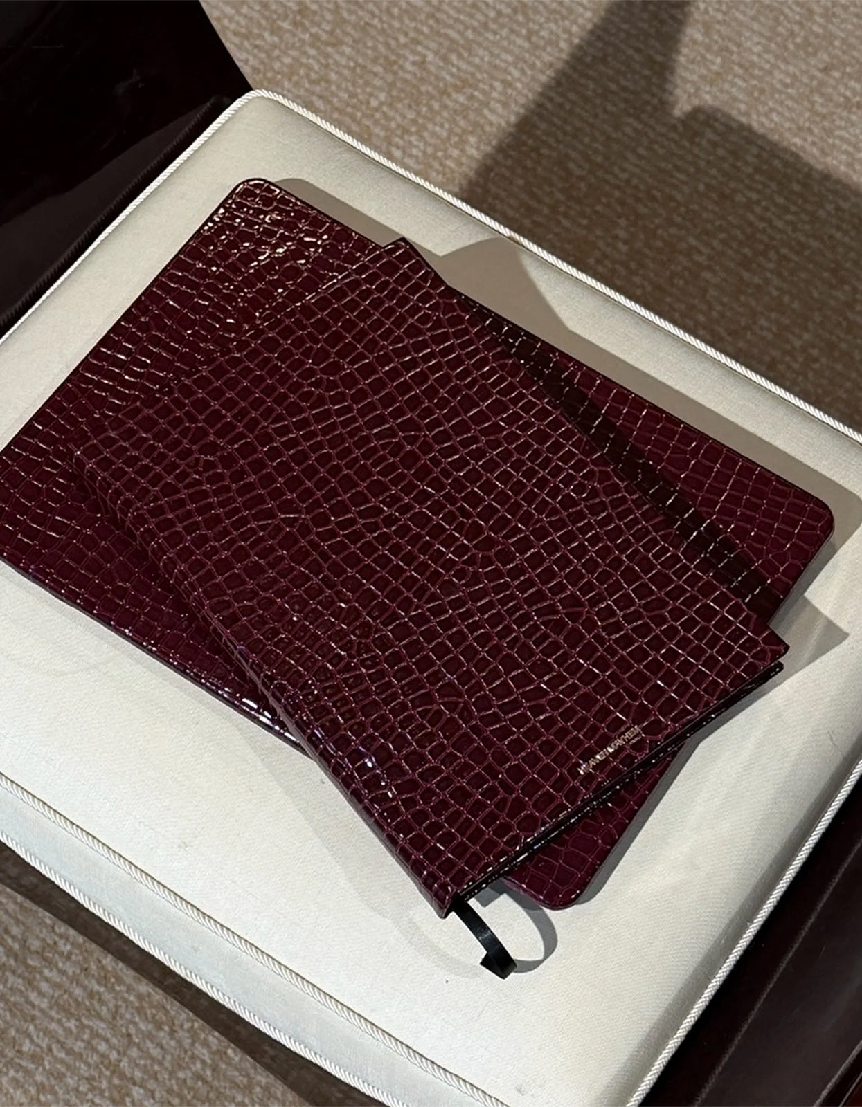 Journal - Merlot