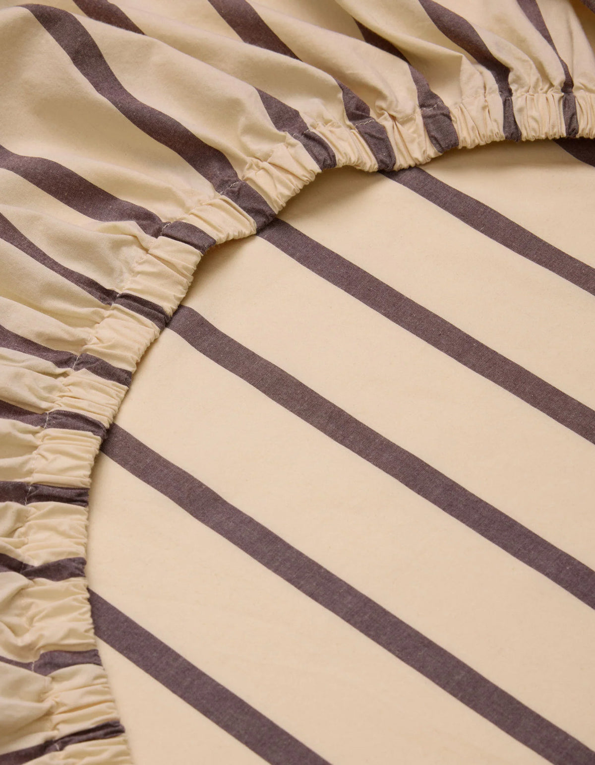 Fitted Sheet - Raisin