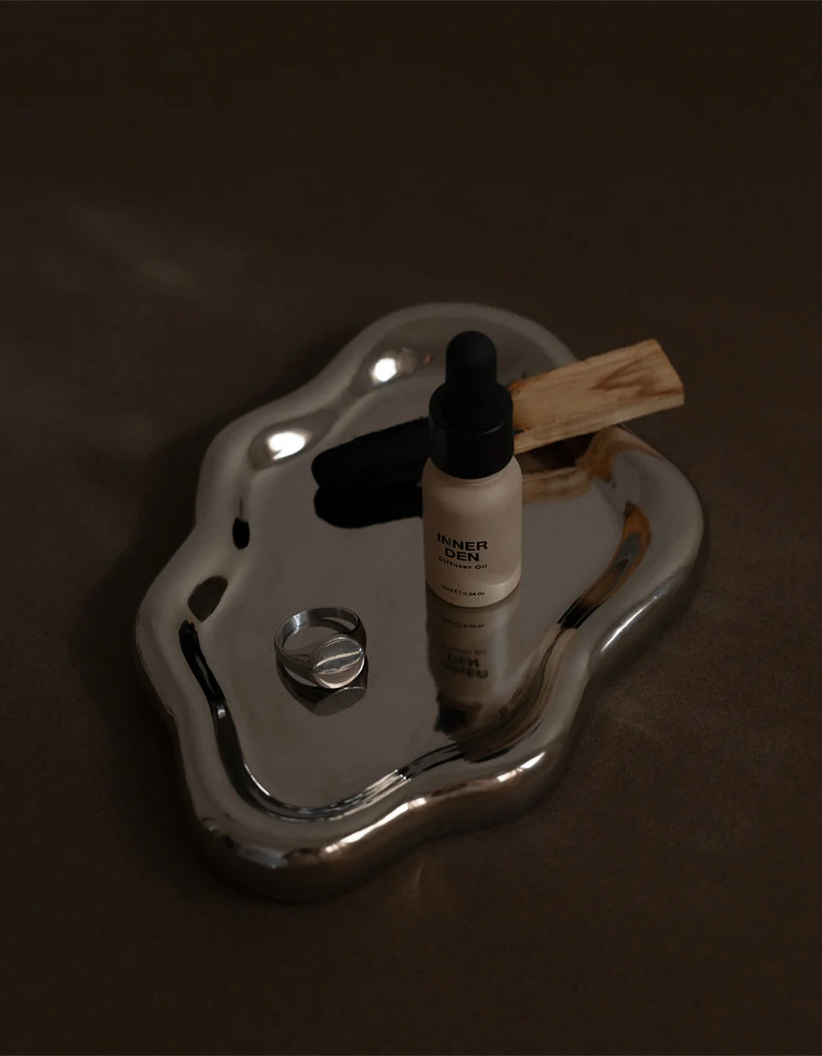 Ceramic Display Plate - Silver
