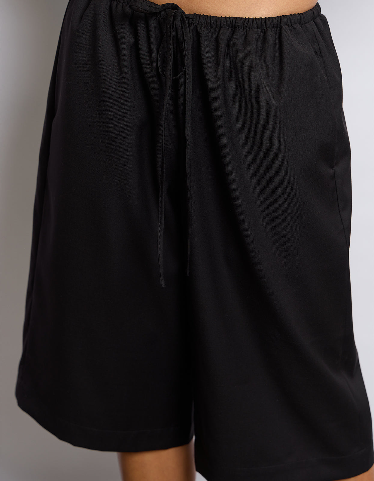 June Short - Black