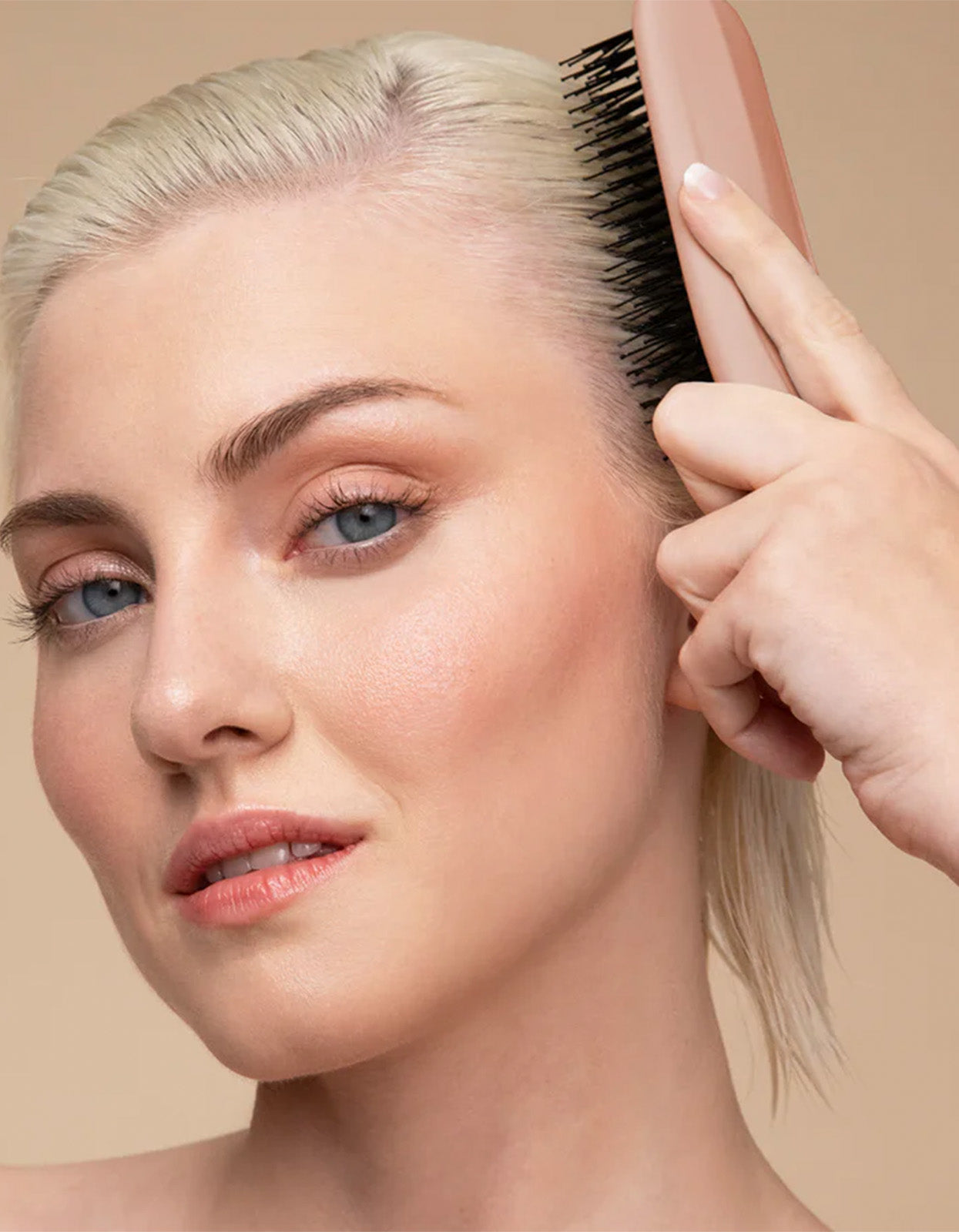 Scalp Renewal Brush - Terracotta