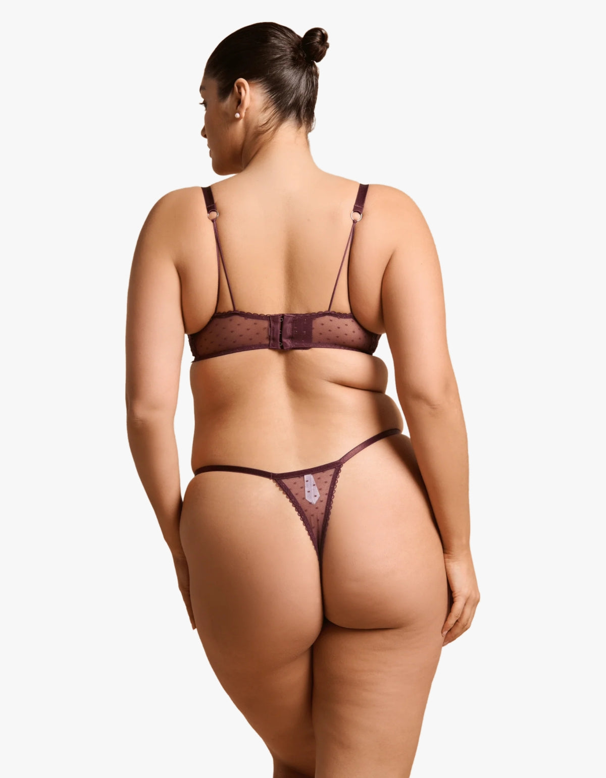 Nicolette Thong - Raisin