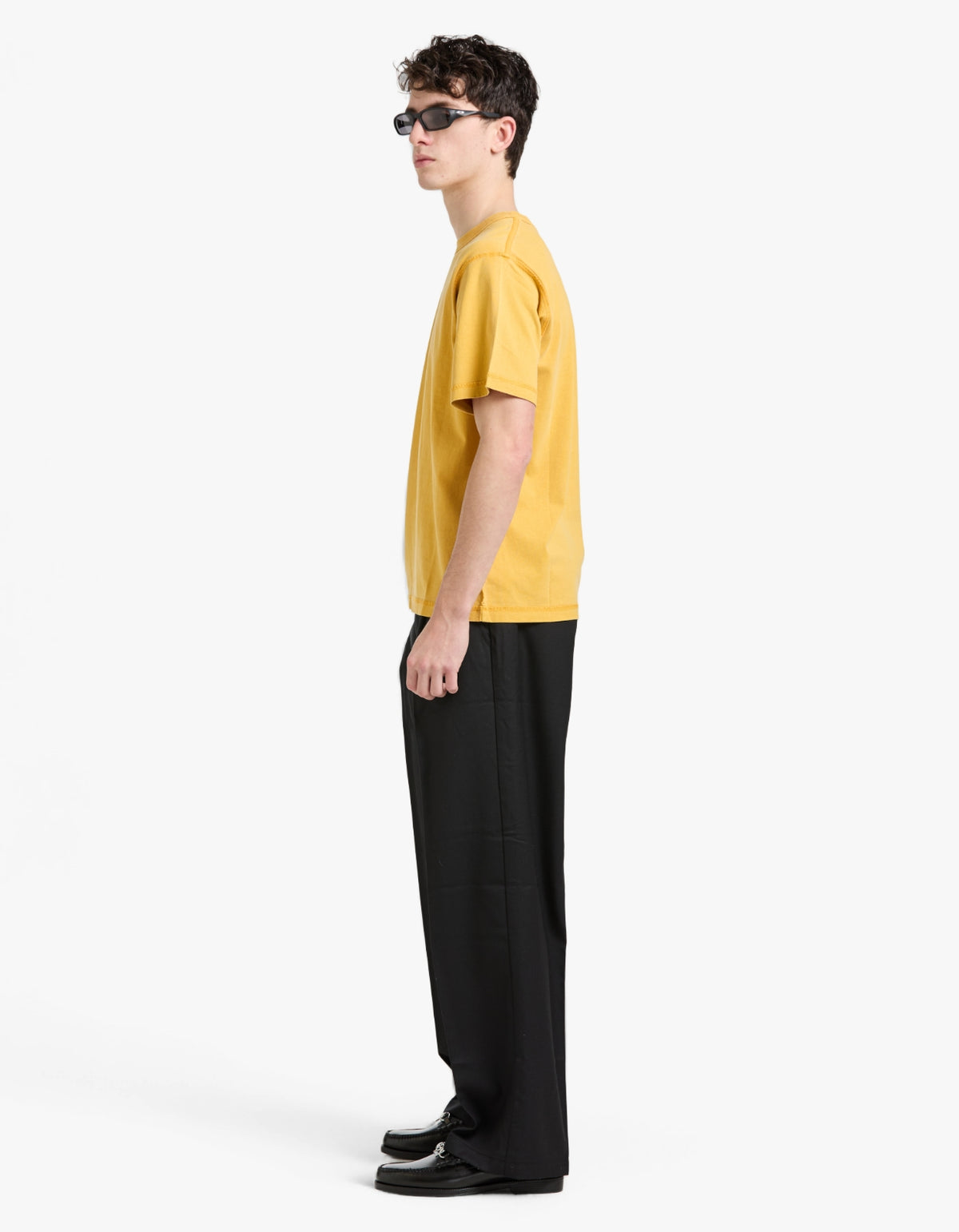 Blind Tee - Gold