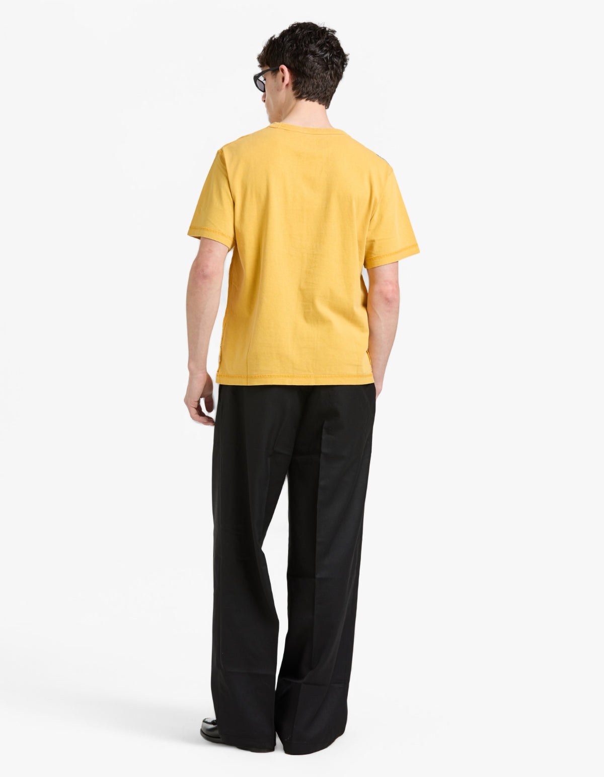 Blind Tee - Gold