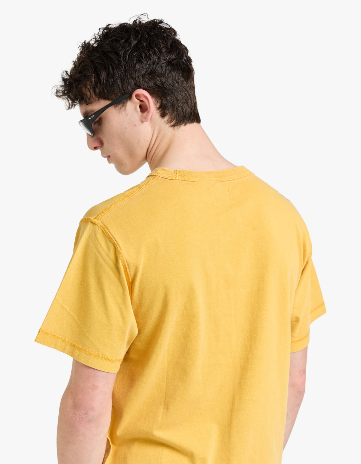 Blind Tee - Gold
