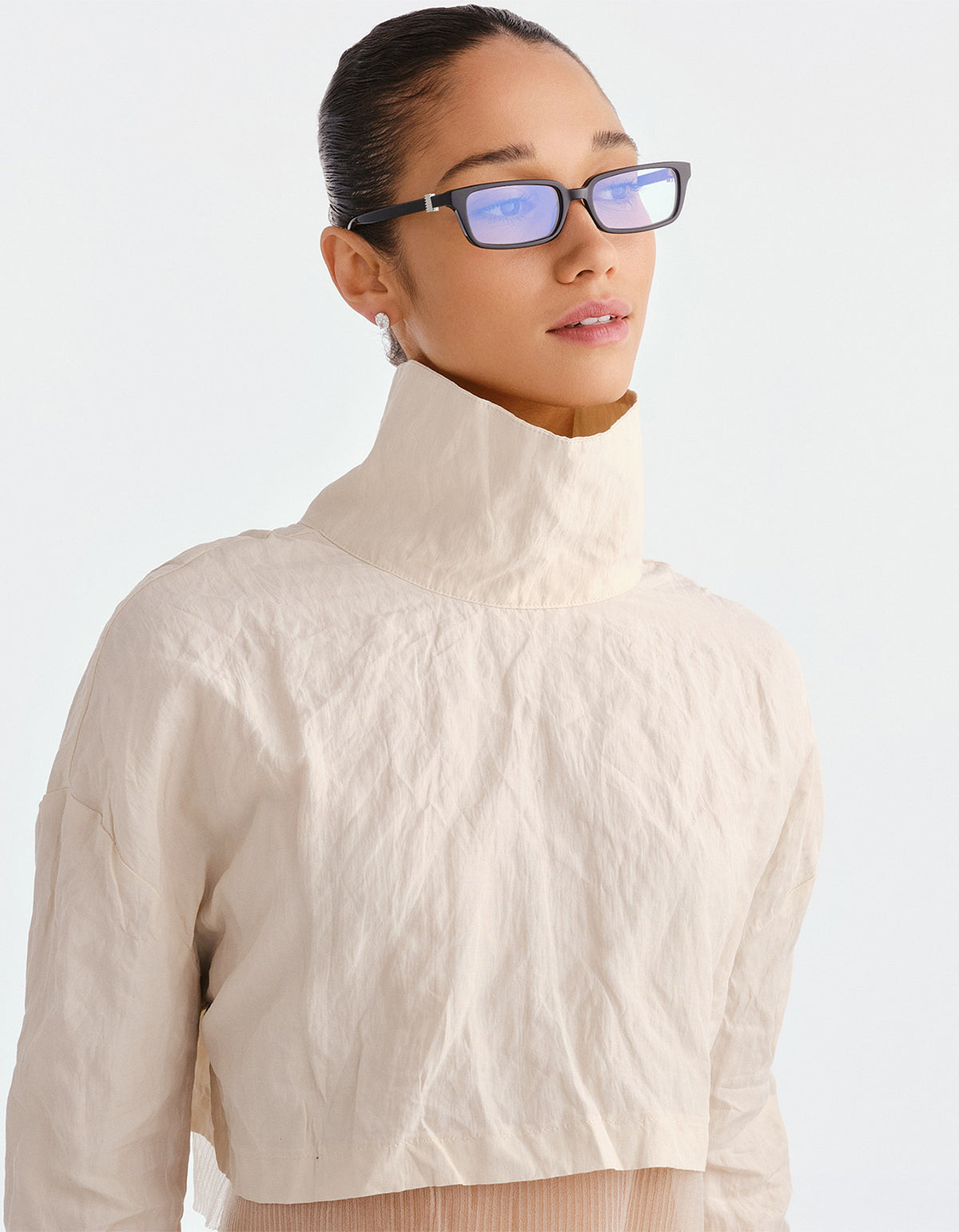 The Phoebe Luxe - Black/Blue Light Lense