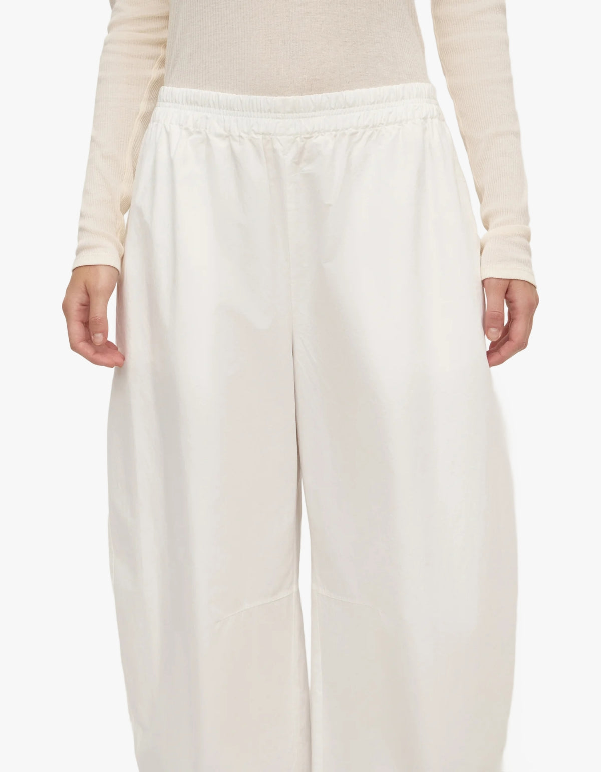 Lola Barrel Pant - White