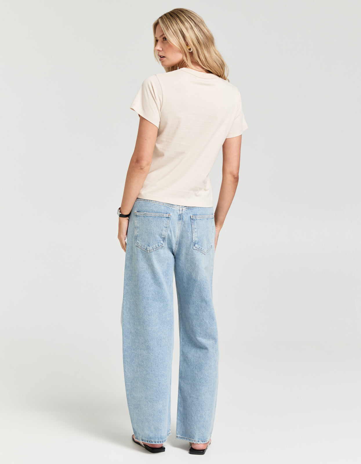 Lowkey Super Club Tee - Oat Milk