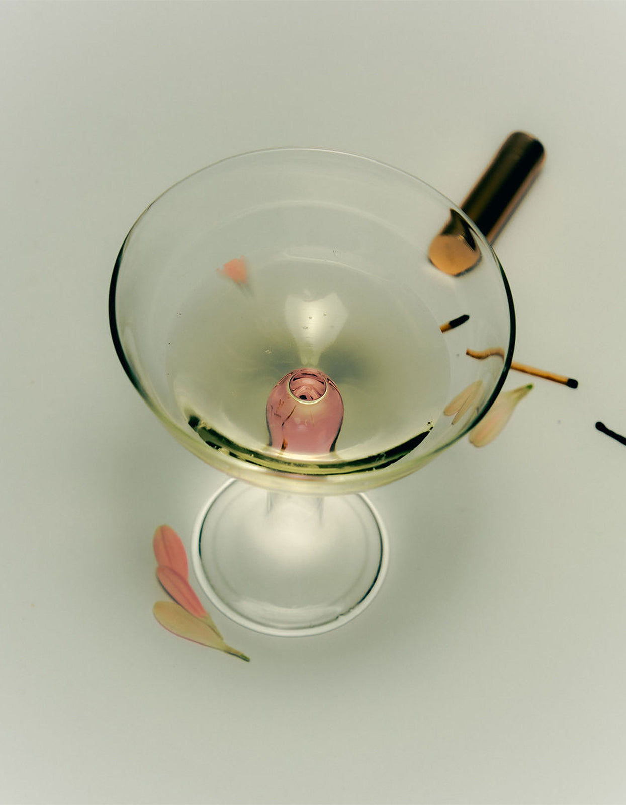 4 Tassel Champagne Coupes - Clear/ Multi