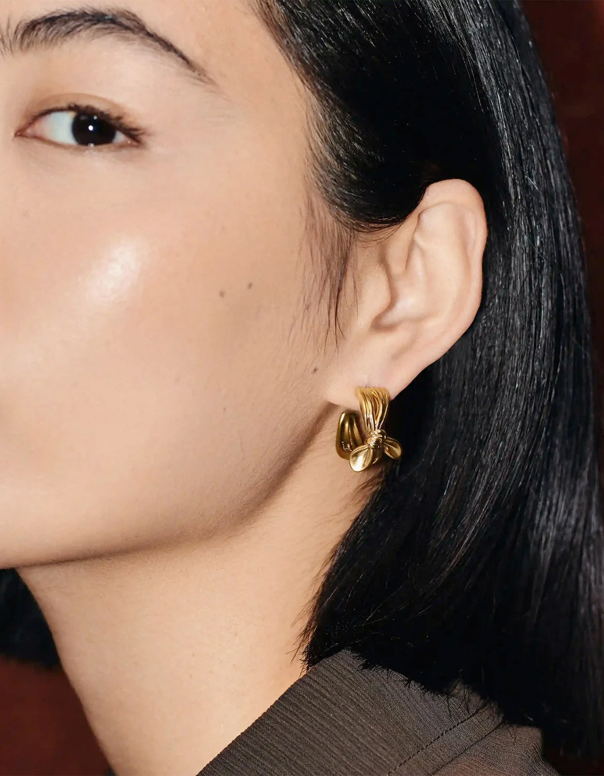 Mark Gong Bow Hoop Earrings - Gold