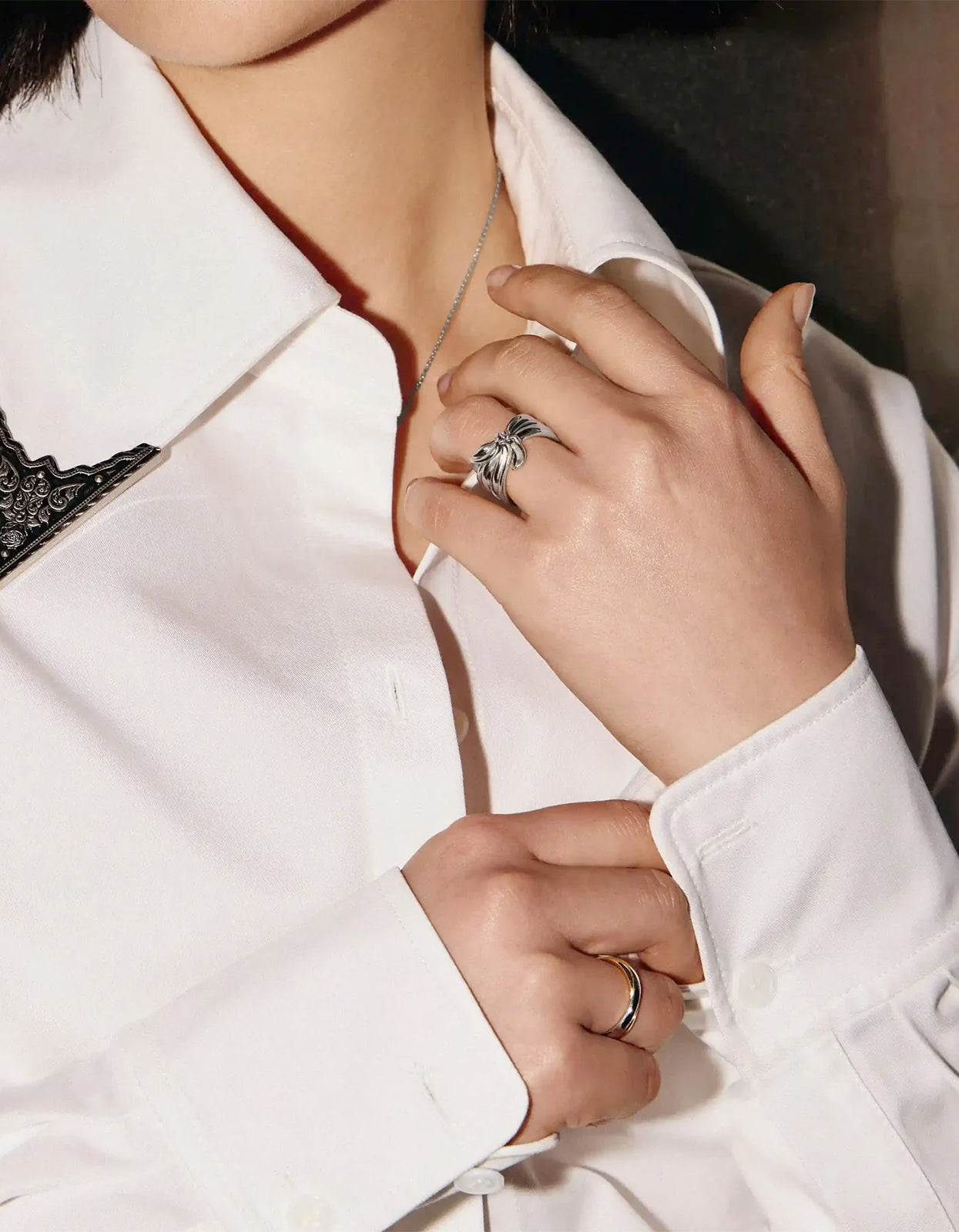 Mark Gong Bow Statement Ring - Silver