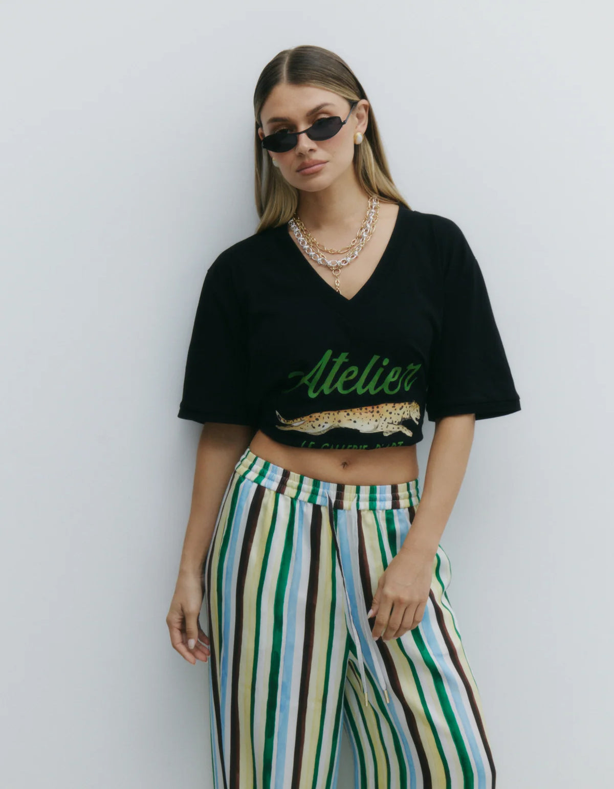 Atelier V-Neck Tee - Black
