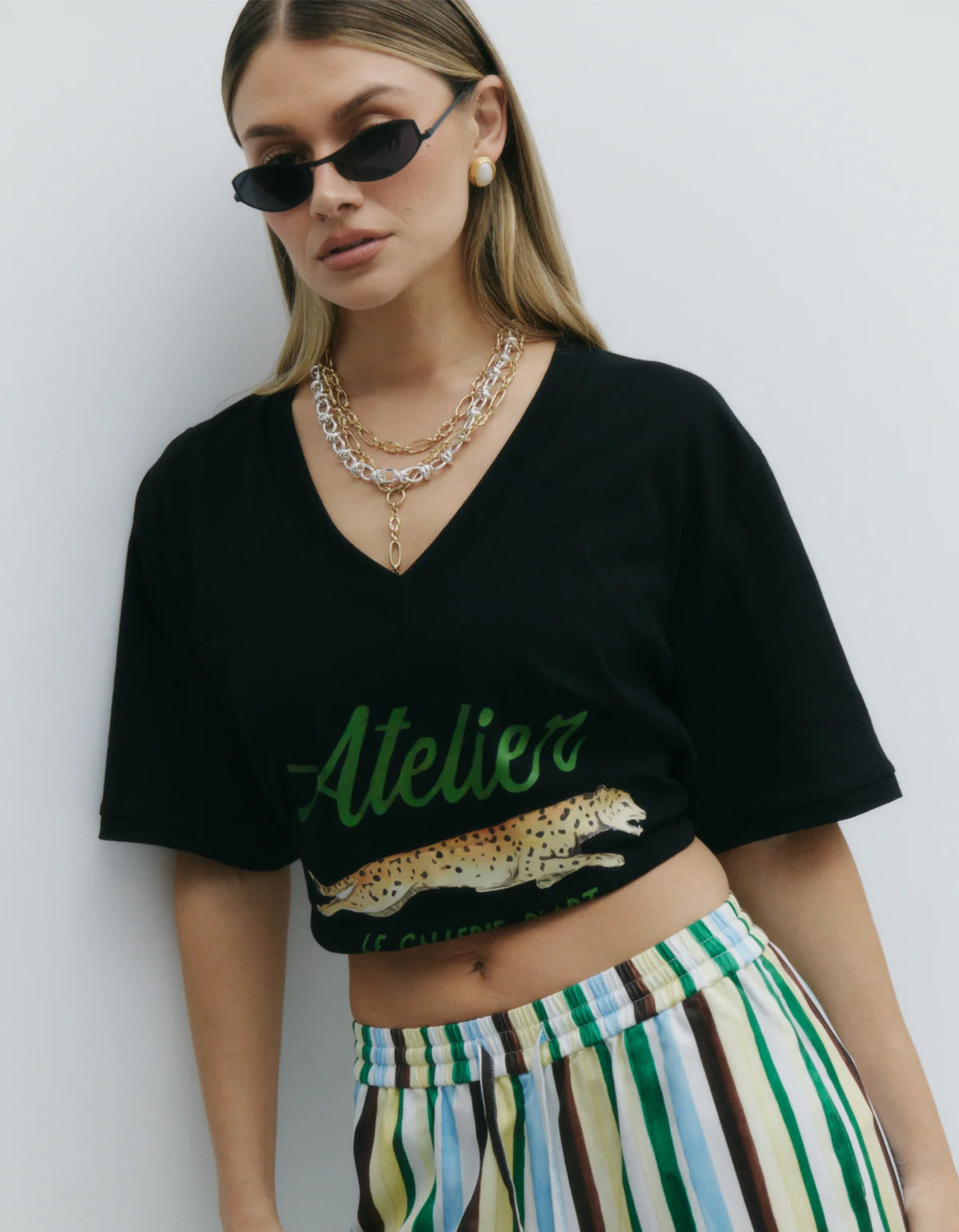 Atelier V-Neck Tee - Black