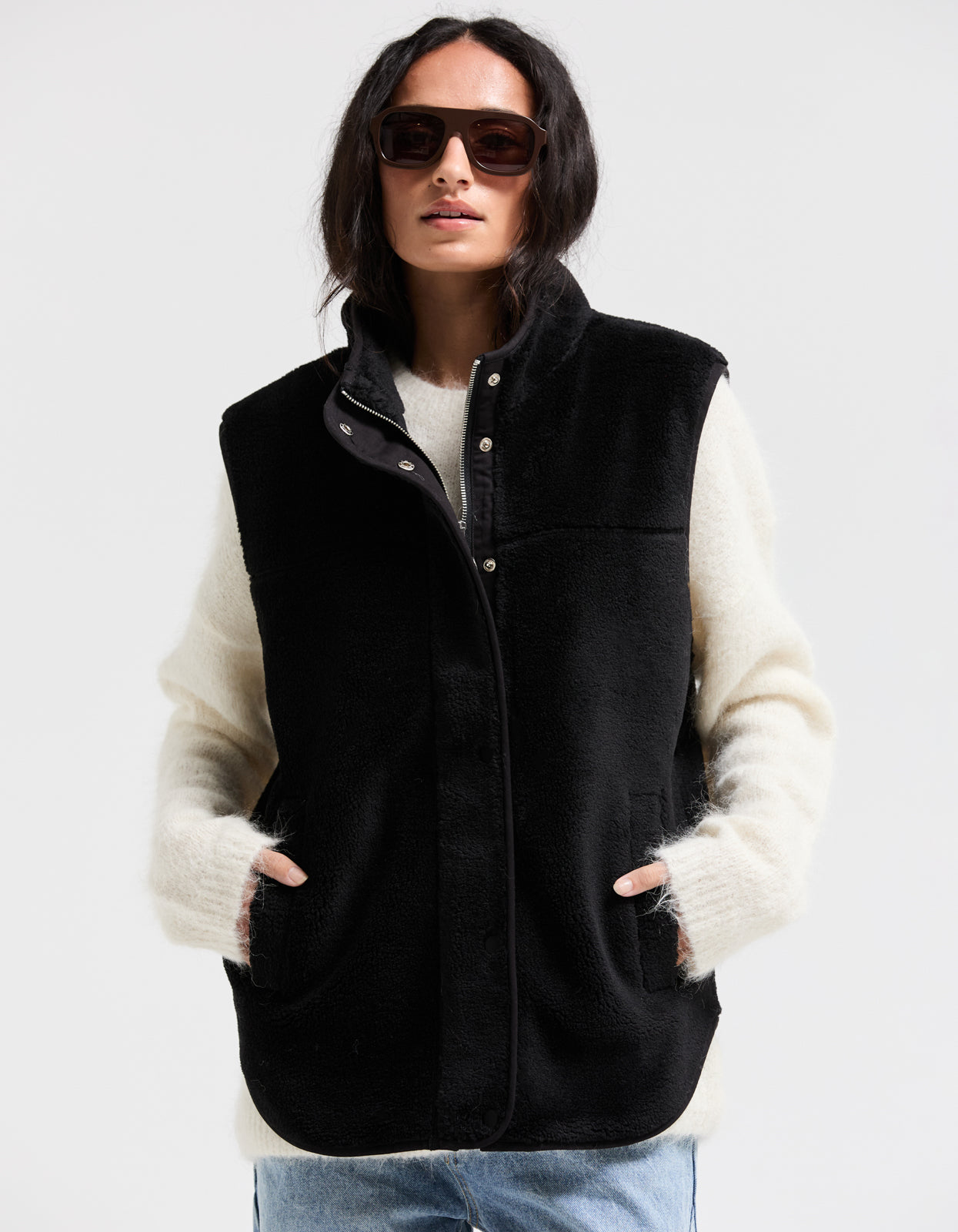 Max Vest - Black