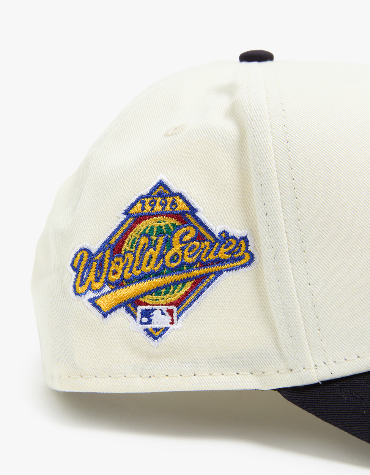 New York Yankees Old English World Series 9FORTY A Frame Cap - White