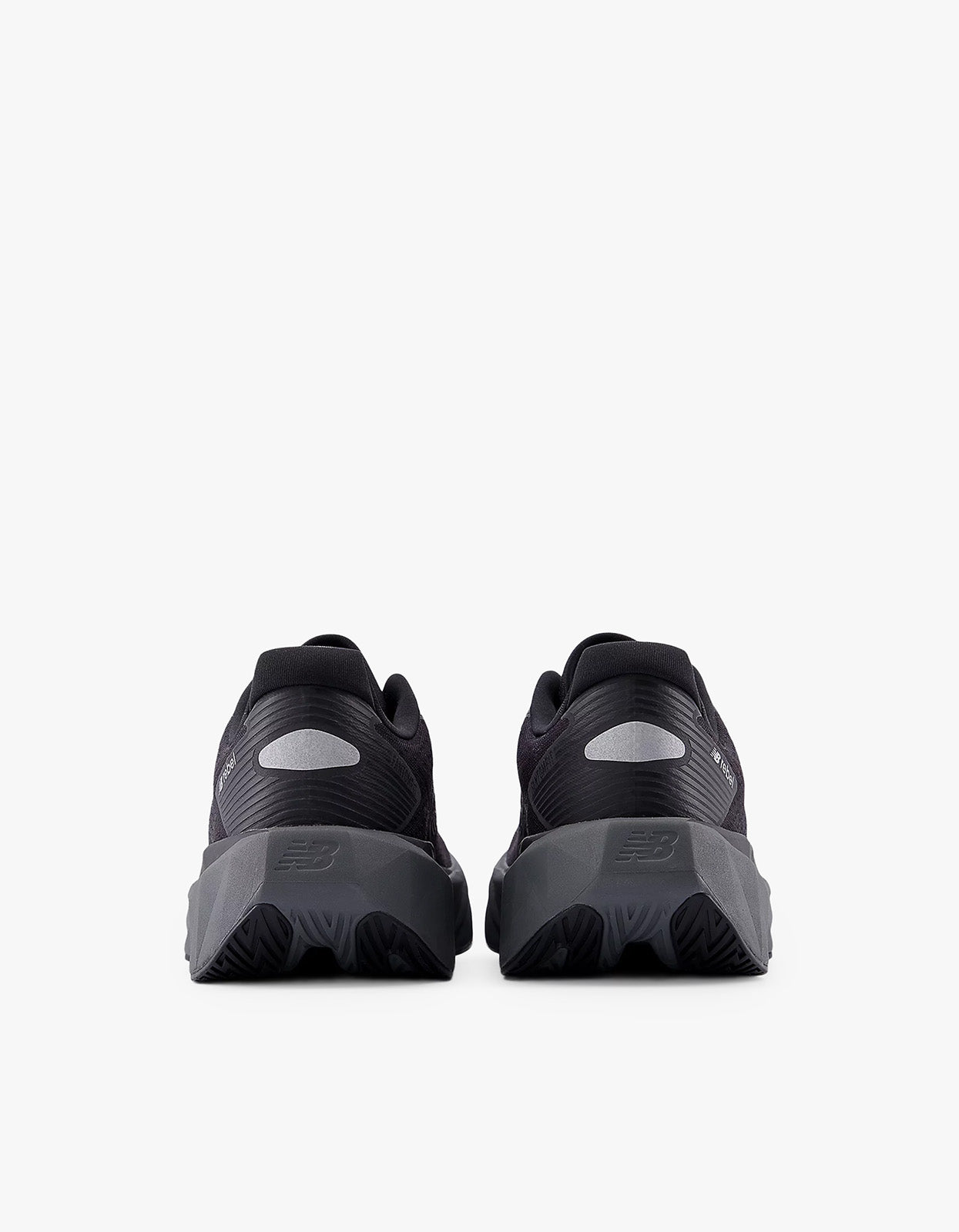 Womens Fuelcell Rebel V5 - Black With Castlerock And Black Cement