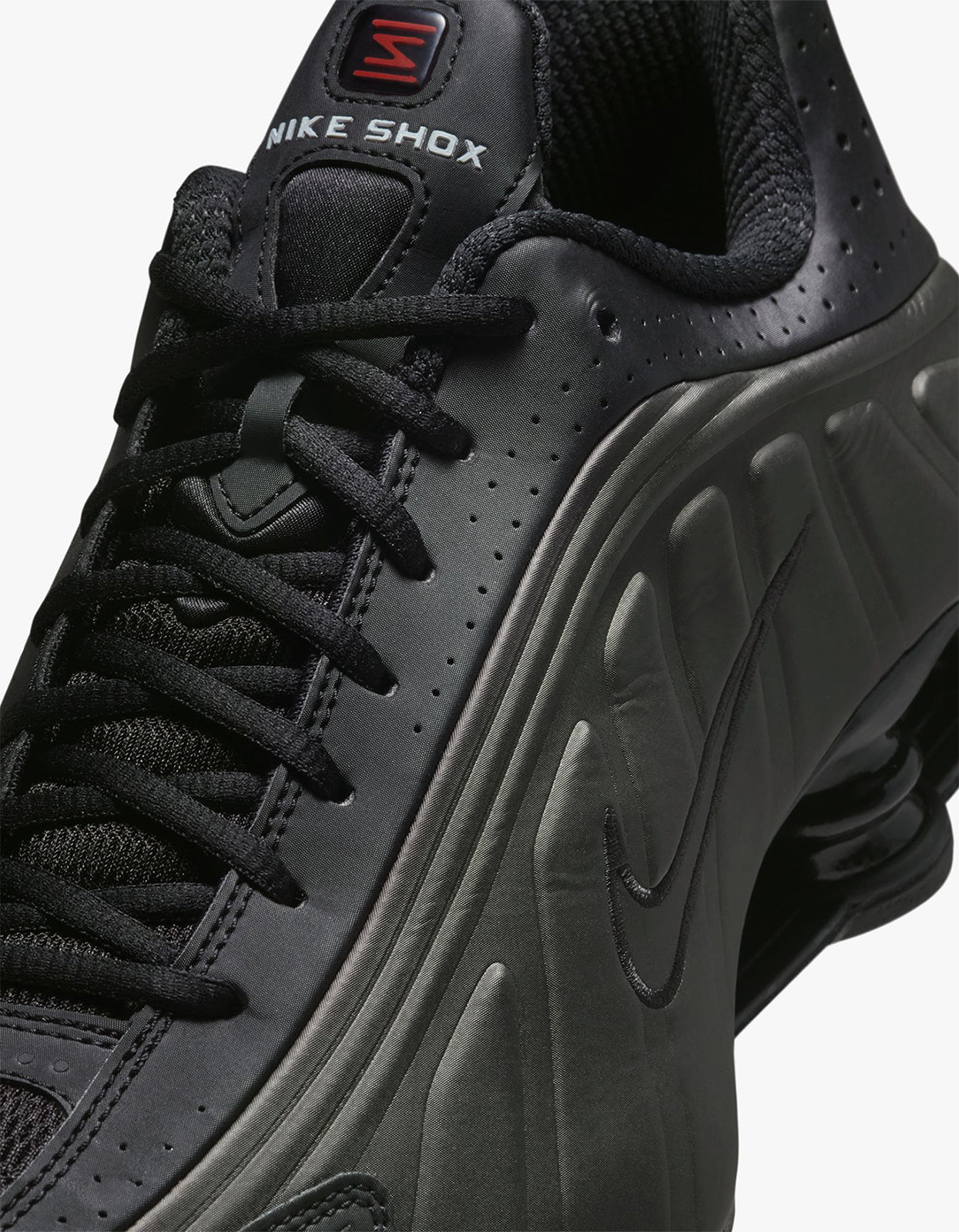 Mens Nike Shox R4 - Black/Black/Bright Crimson