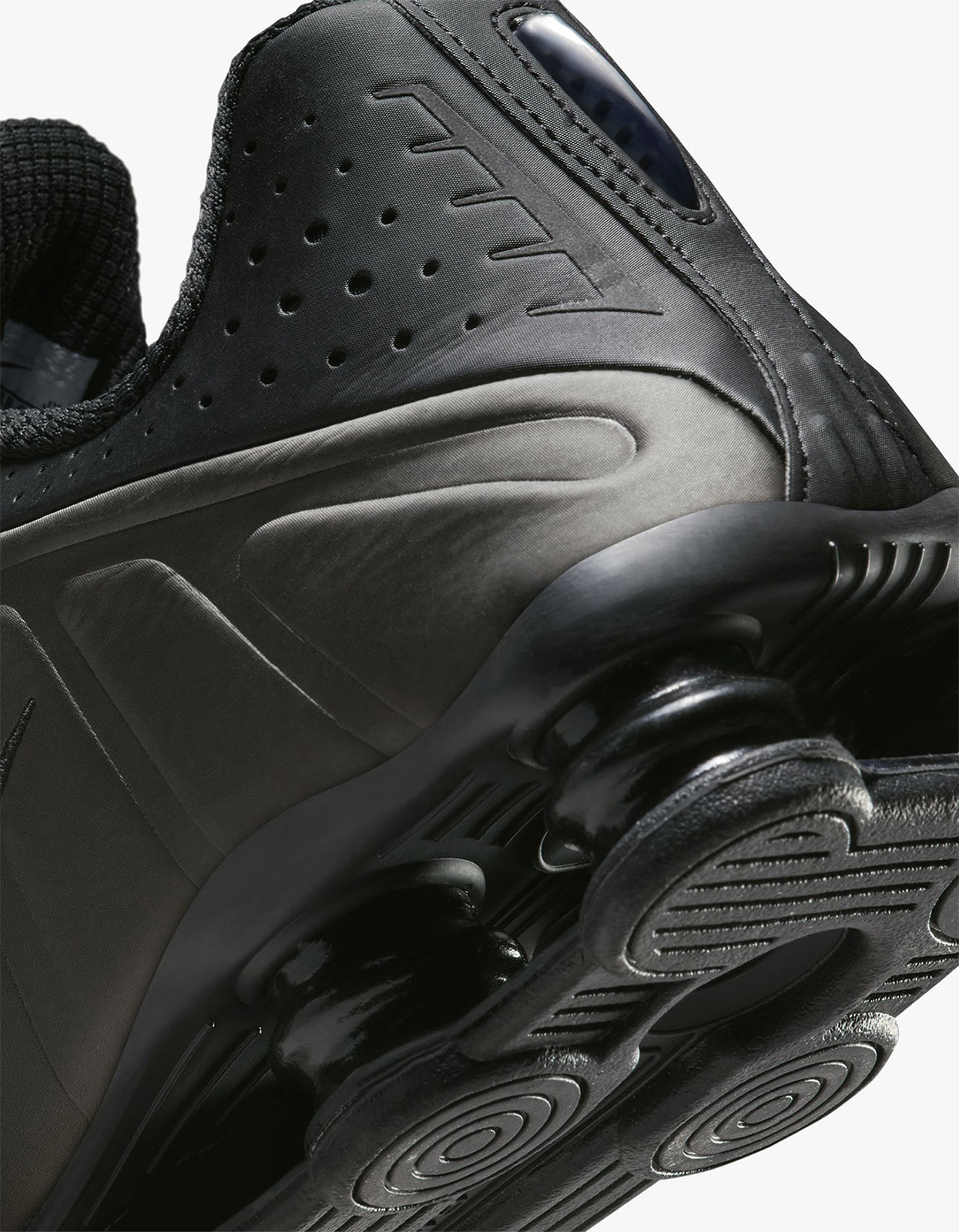 Mens Nike Shox R4 - Black/Black/Bright Crimson