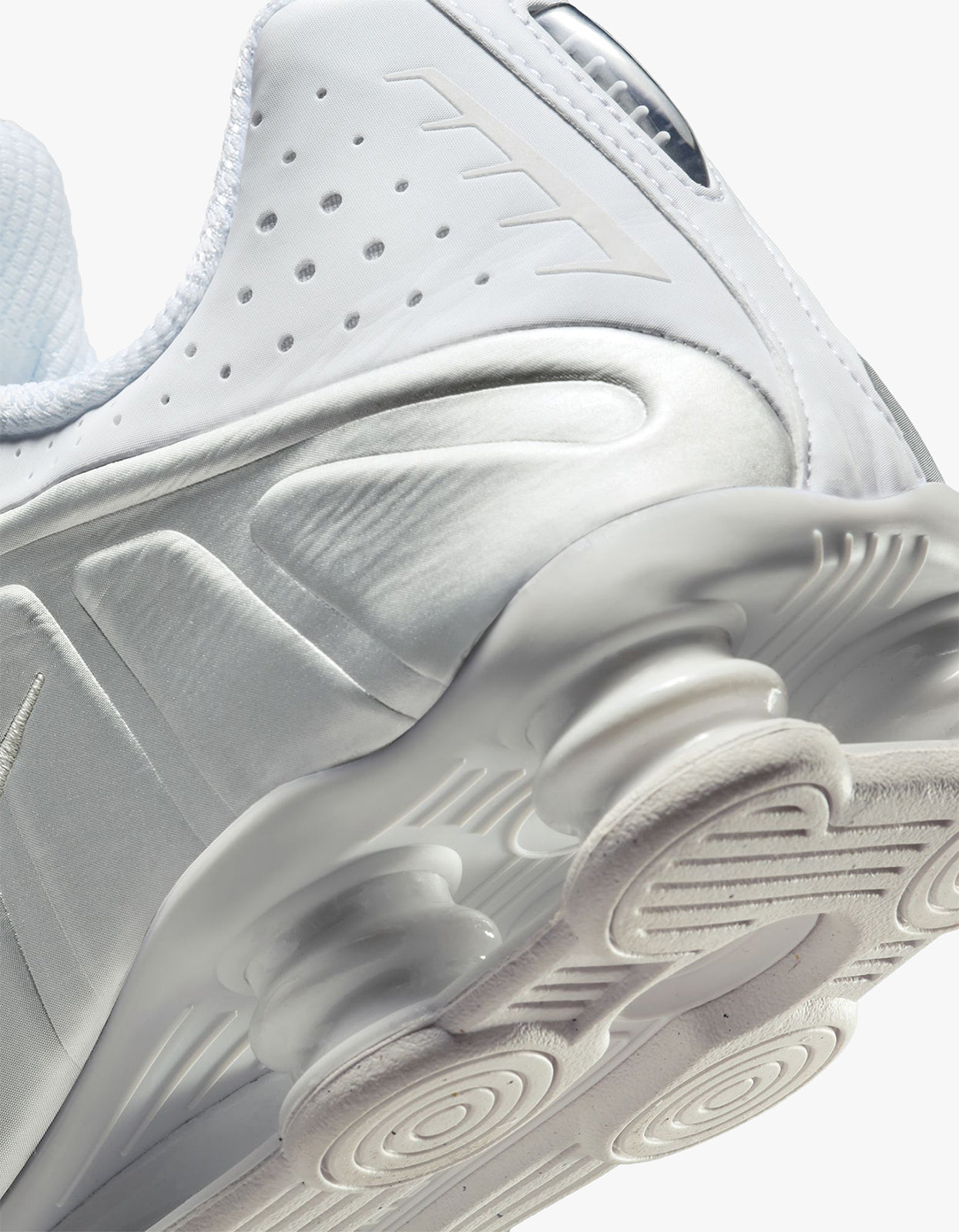 Mens Nike Shox R4 - White/Metallic Silver/White