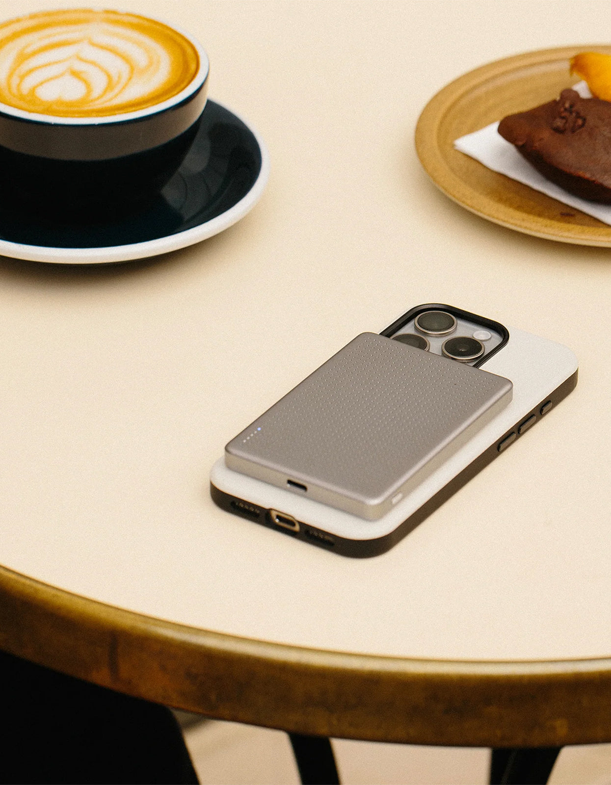 Active Power Bank - Sandstone