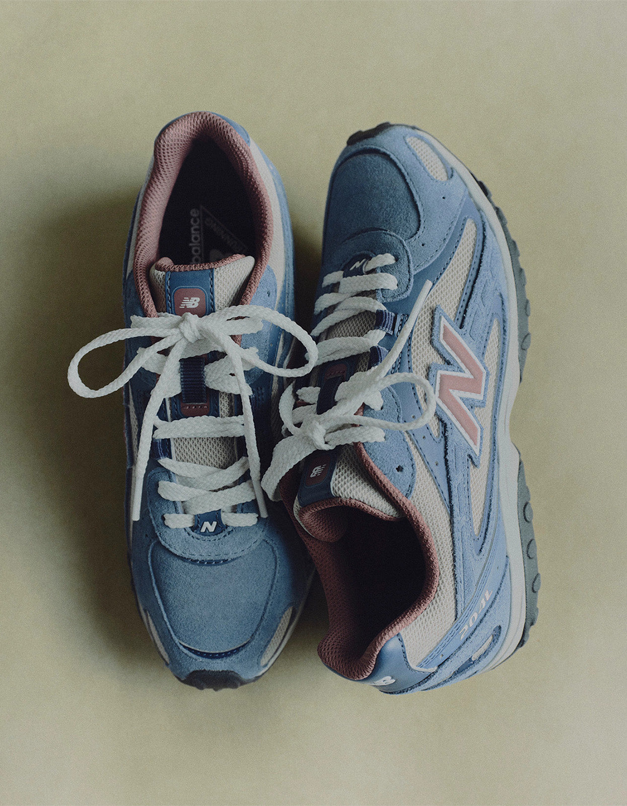 New Balance 204L - Blue Burgundy