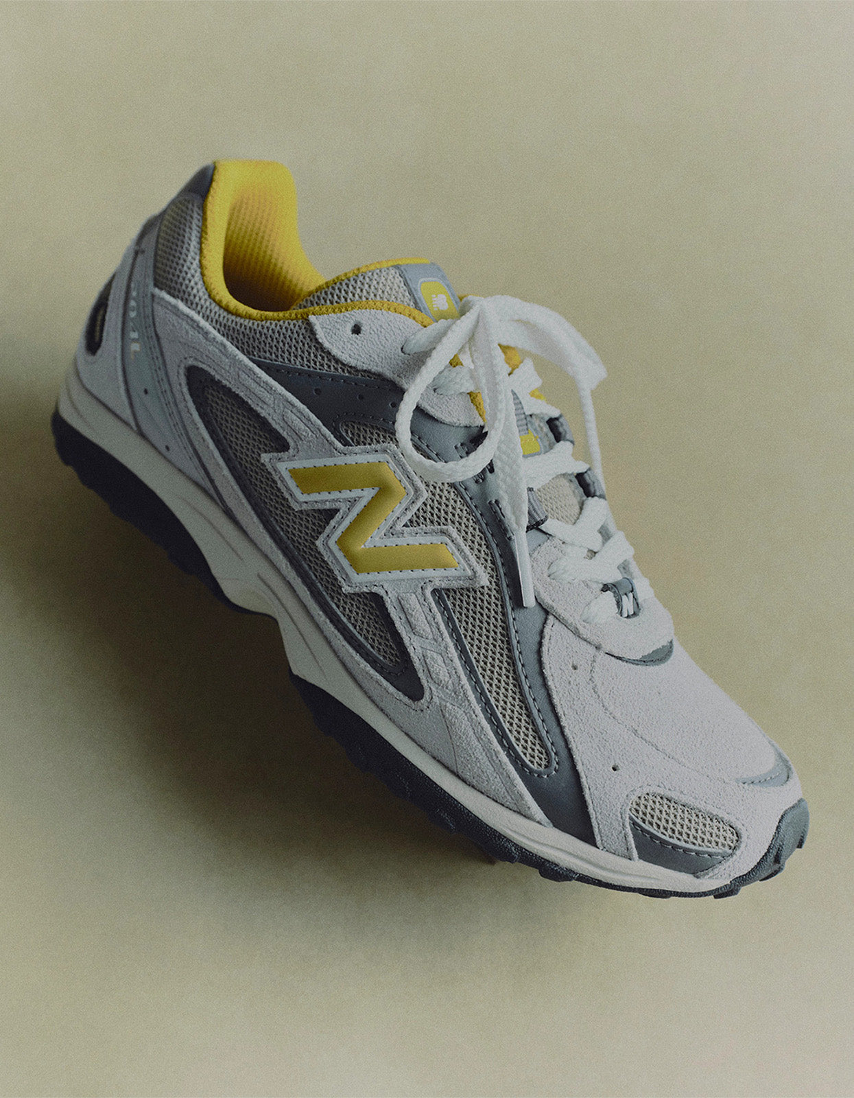New Balance 204L - Yellow Grey
