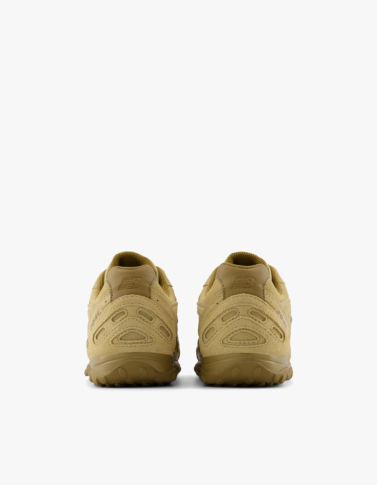 Womens New Balance 204L - Quicksand / Bark