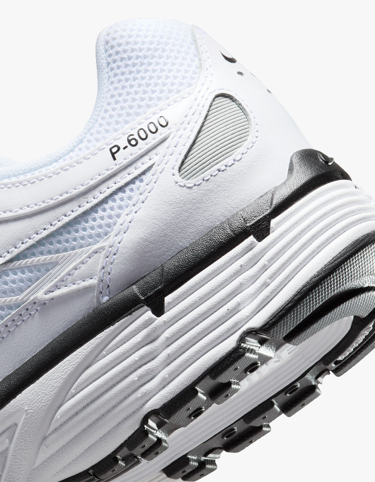 Mens Nike P-6000 - White/Black/Metallic Silver/Black