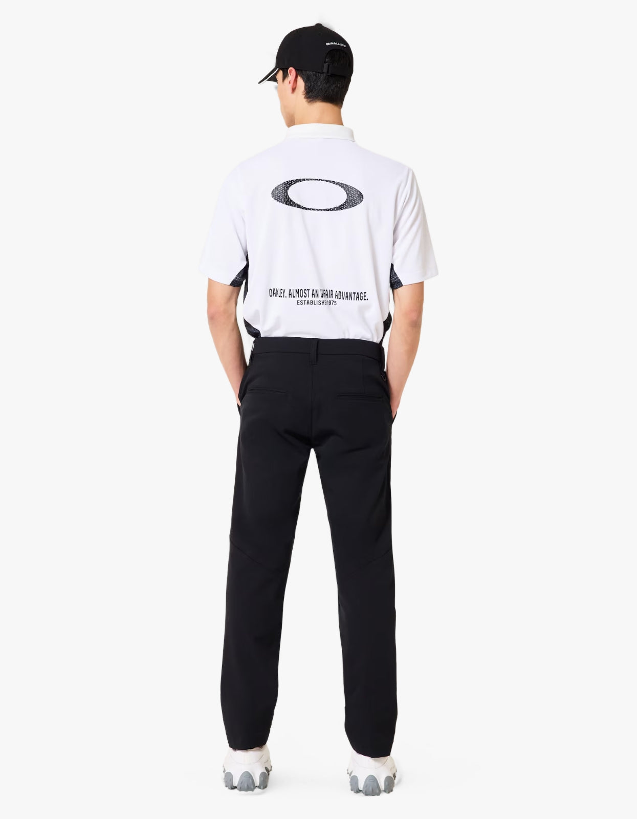 Oakley - Versatile Straight Pant Pitch Black | Superette