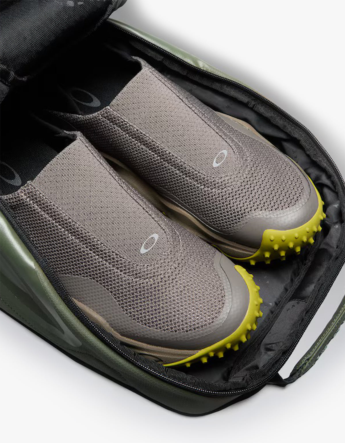 Oakley Shoeone Bag - Deep Olive