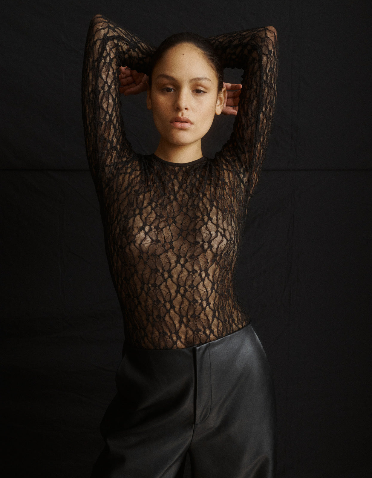 Leo Lace Bodysuit - Black