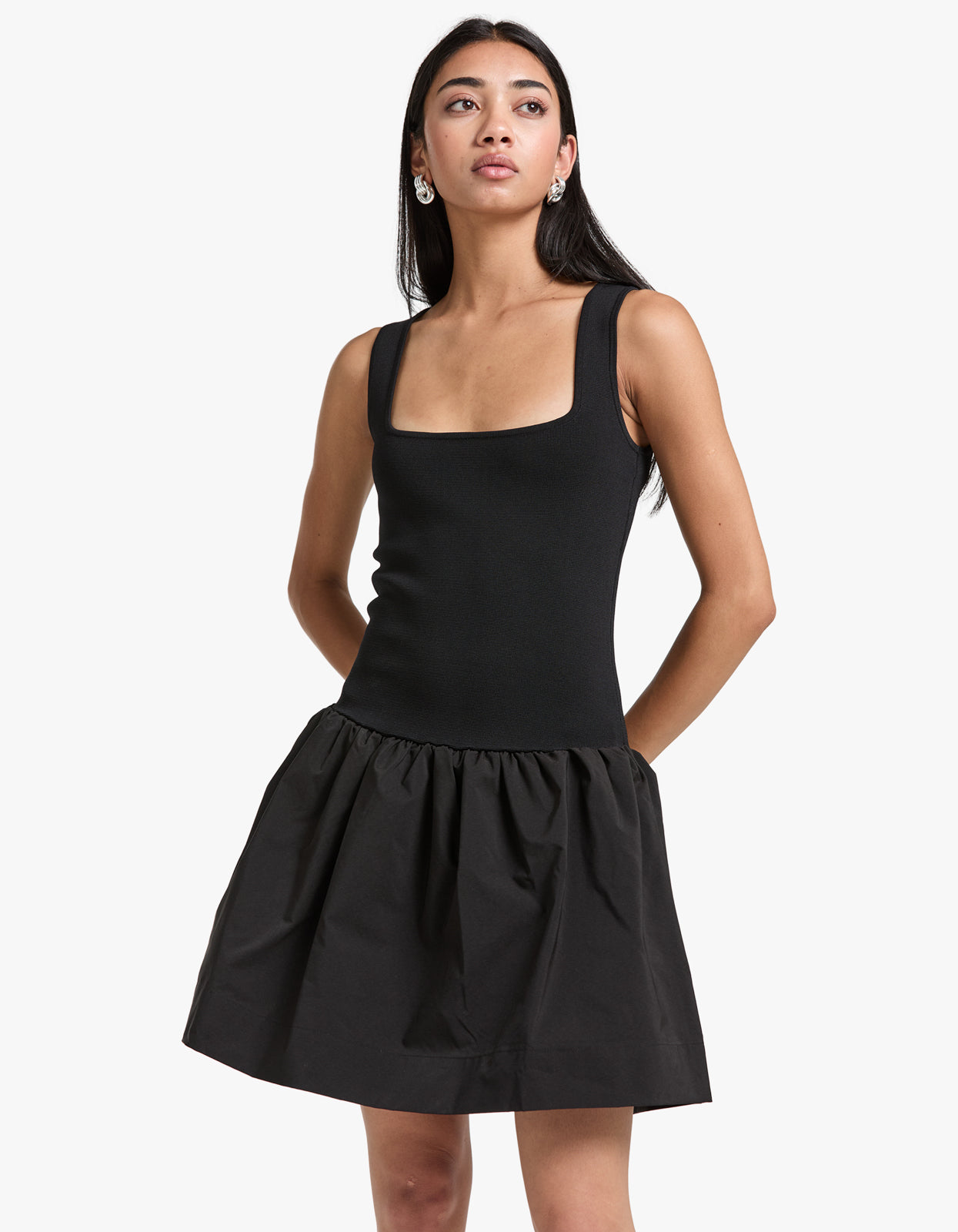 Uxia Dress - Black