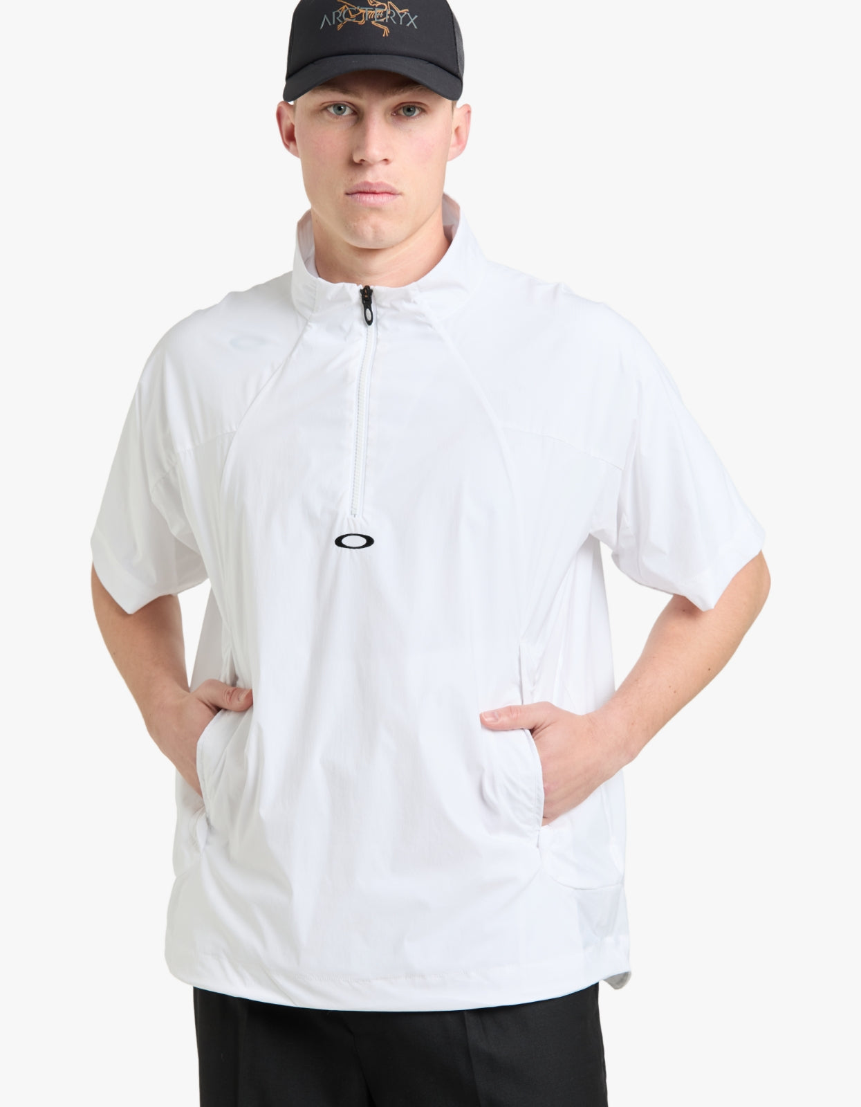 Oakley S/S Pullover Jacket - White