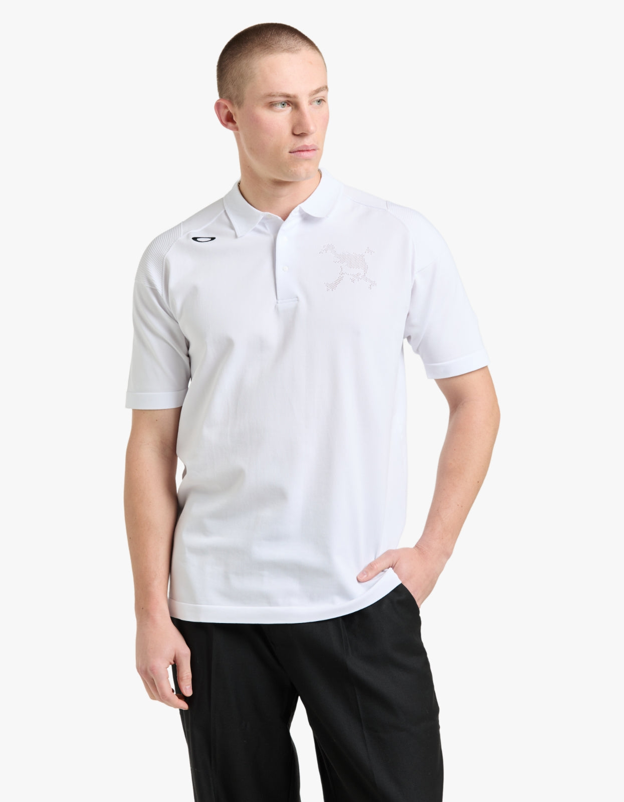 Skull Limber Sweater Polo Shirt - White