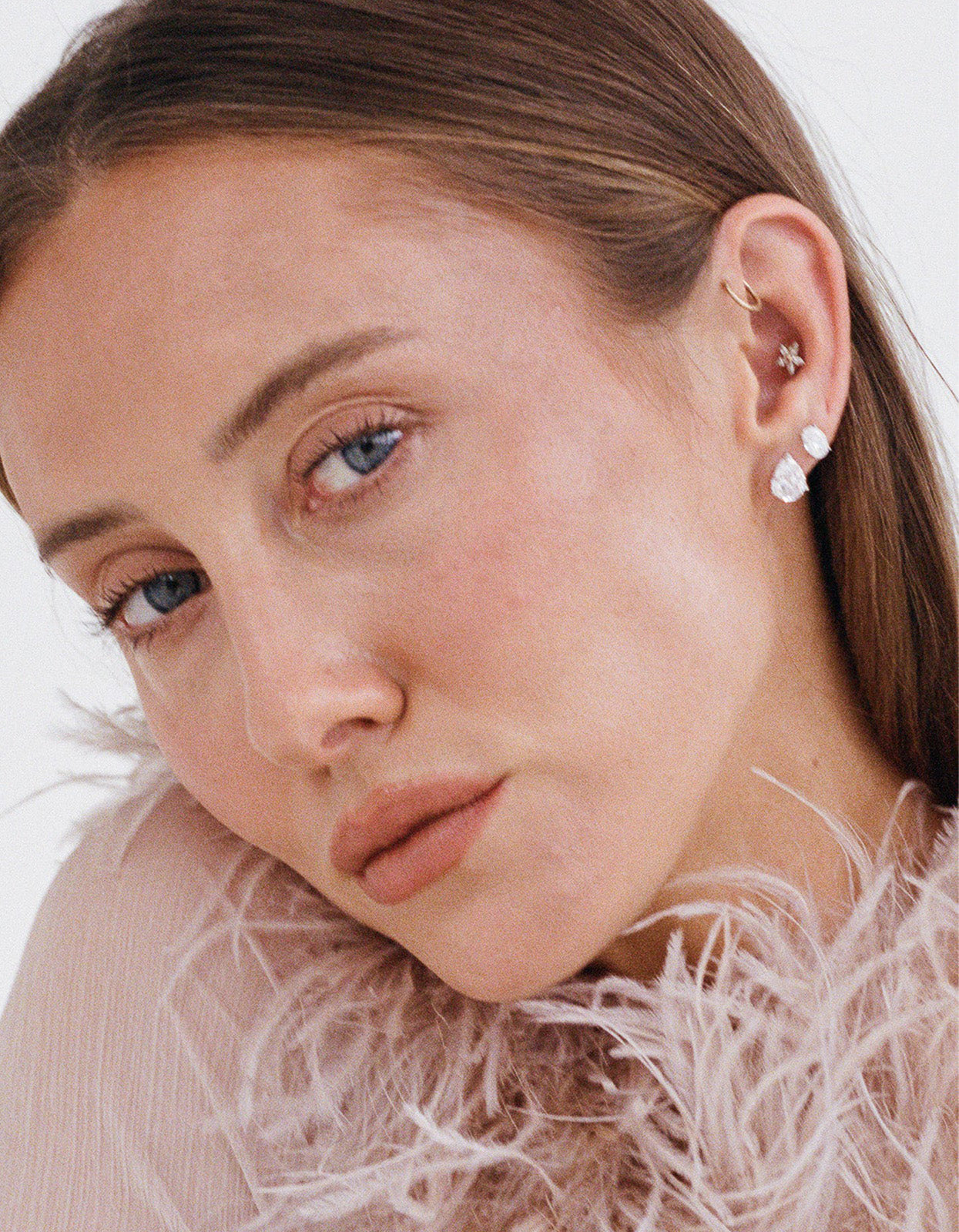 Pear Studs 2Ct - Gold