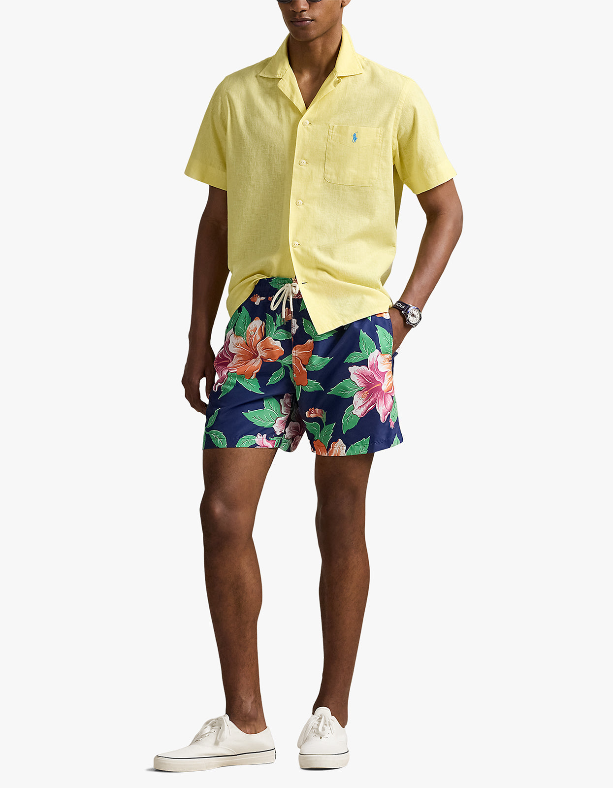 5.75 Inch Traveler Classic Swim Trunk - Iconic Hibiscus Navy