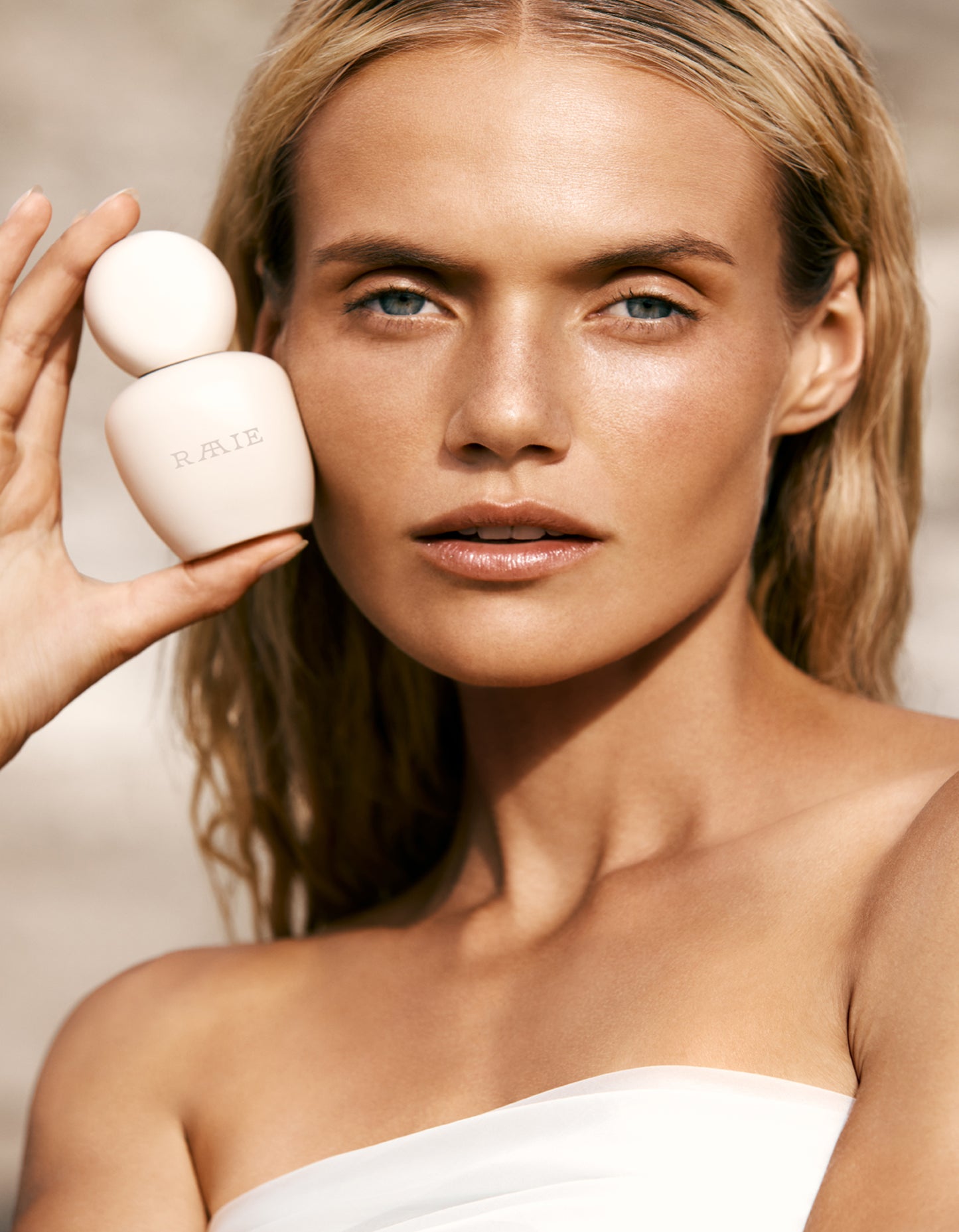 Morning Dew Vitamin C Serum 30ml - Beige