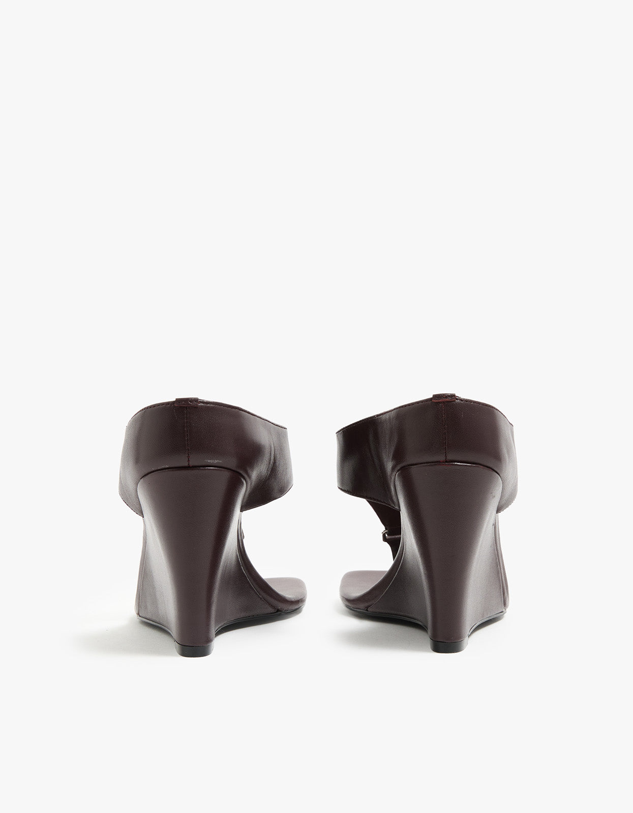 Yvie Wedge - Plum Brown