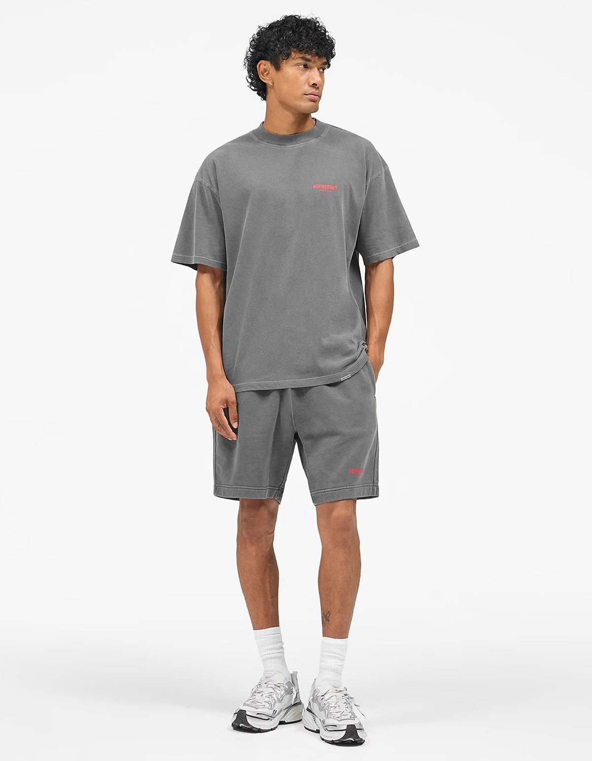 Represent Owners Club T-Shirt - Washed Black/Red