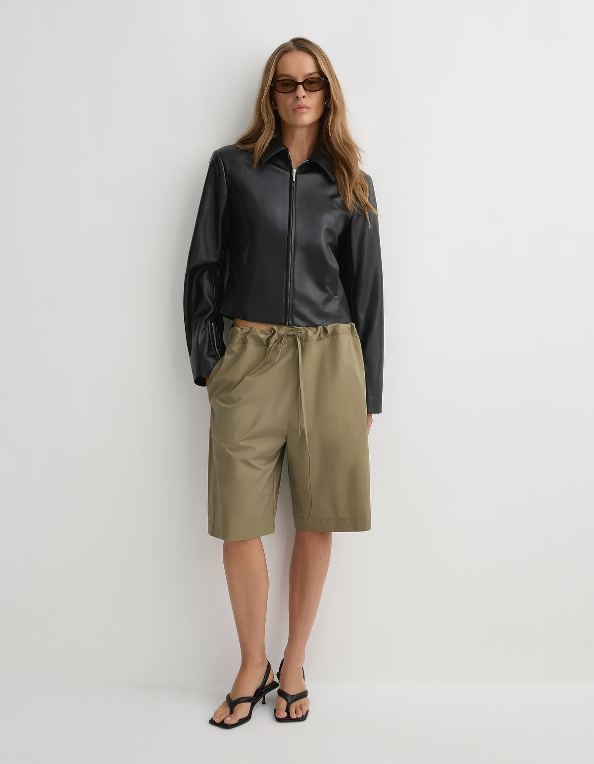 The Giselle Jacket - Black