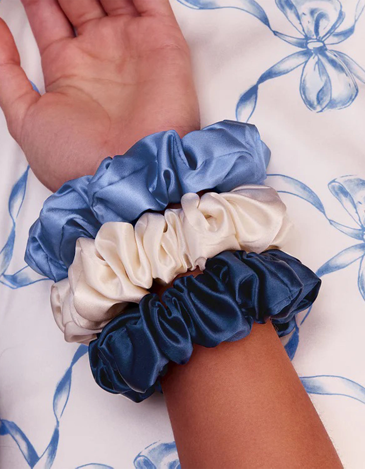 Silk Scrunchie Set - Skye