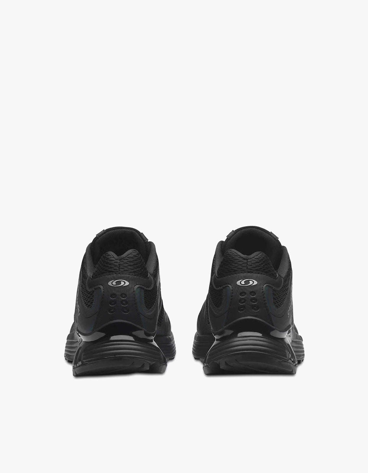 XT Whisper Void - Black/Black/Silver Metallic X