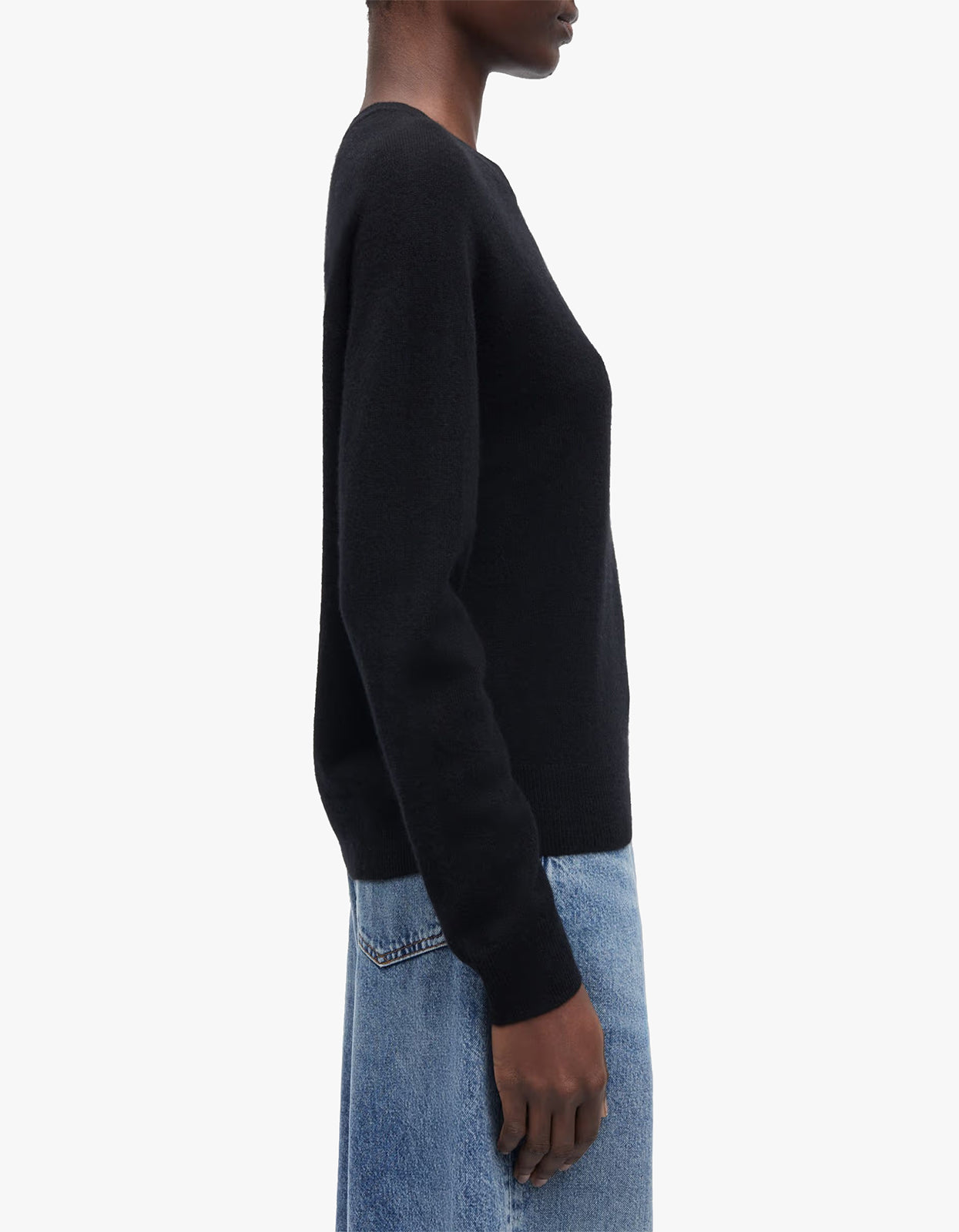 Boston O Neck Cashmere Knit 6304 - Black