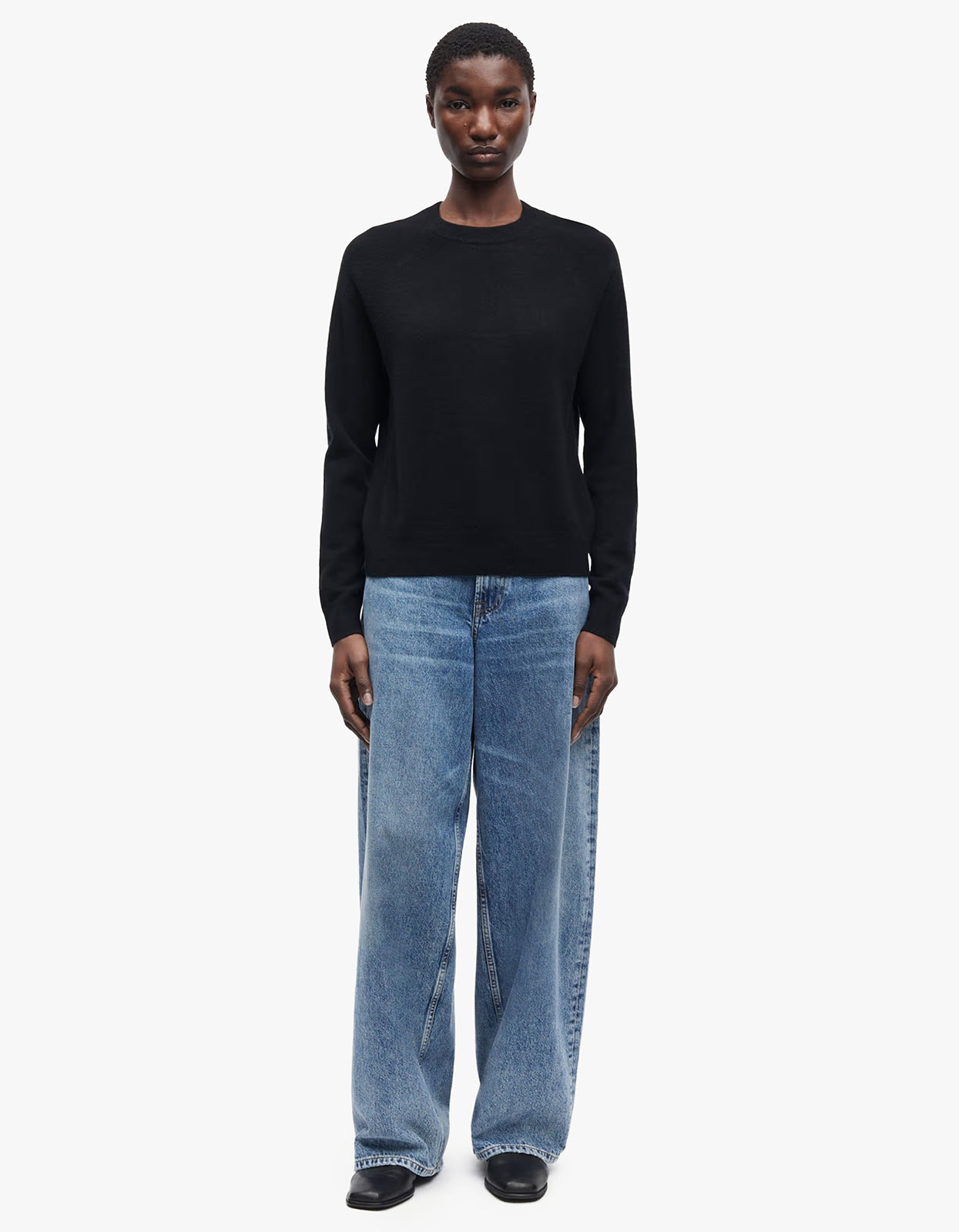 Boston O Neck Cashmere Knit 6304 - Black